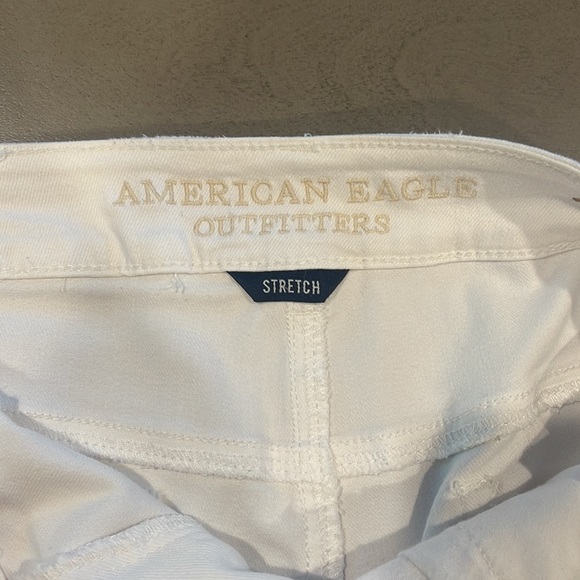 American Eagle White Stretch Midi Short - Picture 7 of 9
